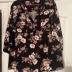 Torrid blouse size 4